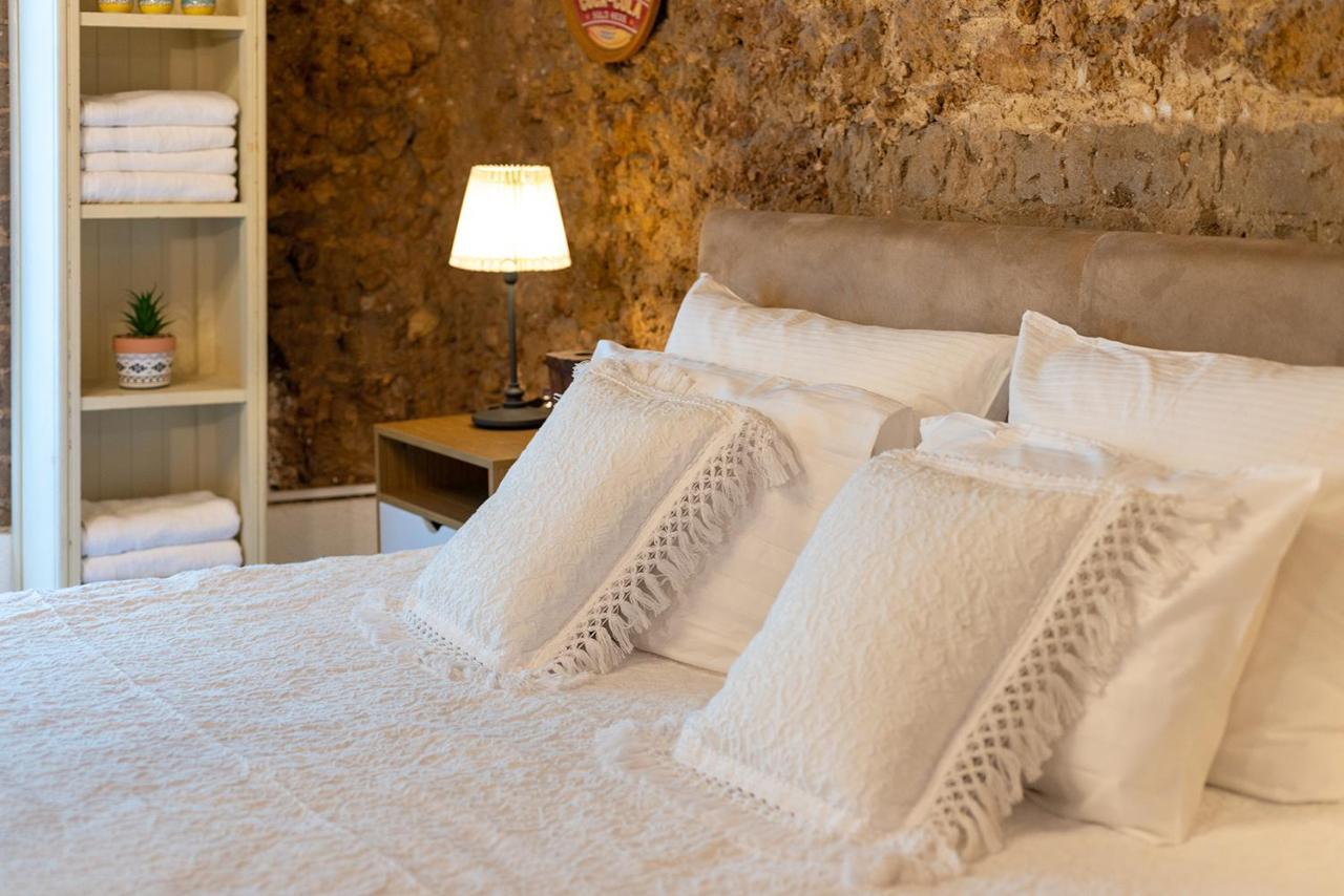 Trieste Neve Tzedek Boutique Suites Тел Авив Екстериор снимка