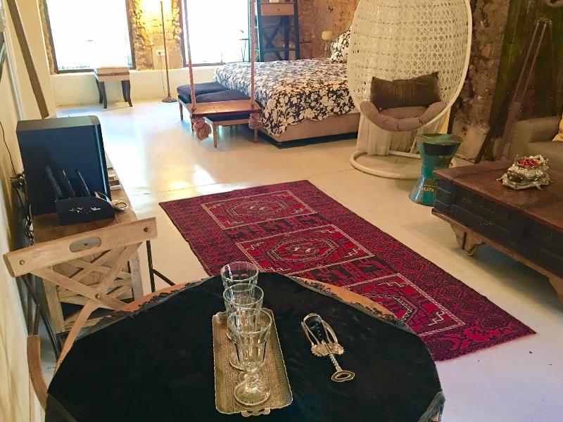 Trieste Neve Tzedek Boutique Suites Тел Авив Екстериор снимка